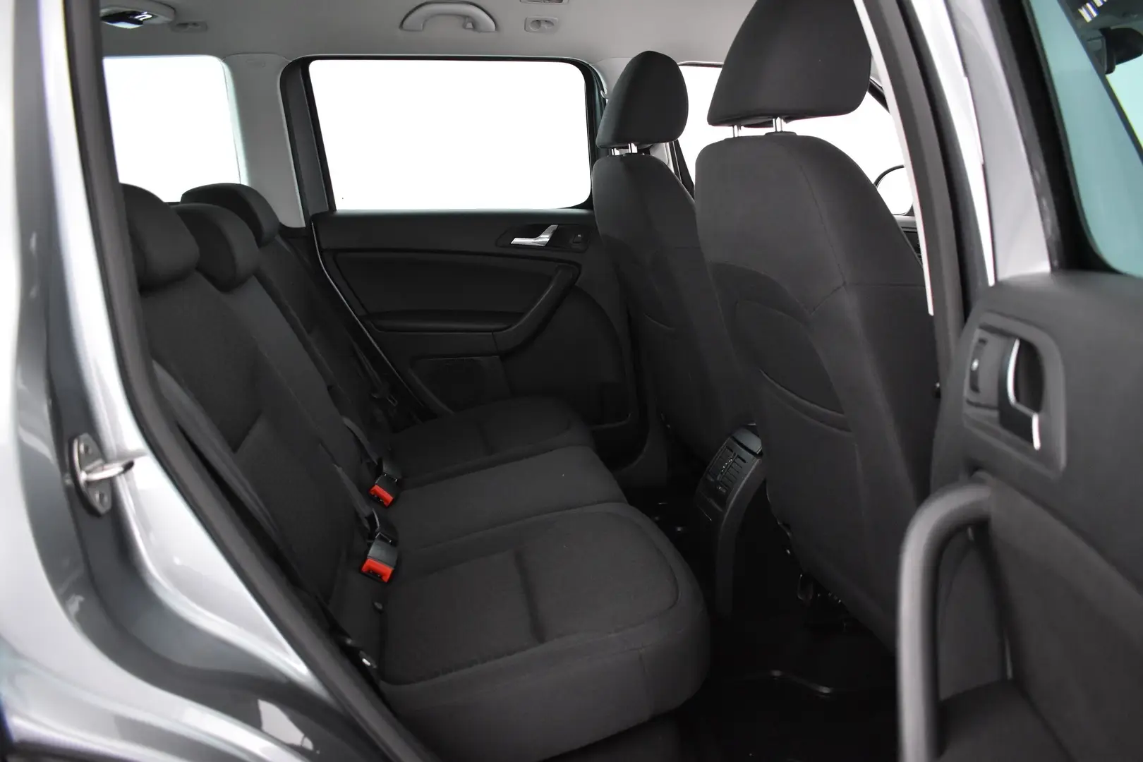 Car Image - 4R3h9hmYzpzQktl6YzLNZ7