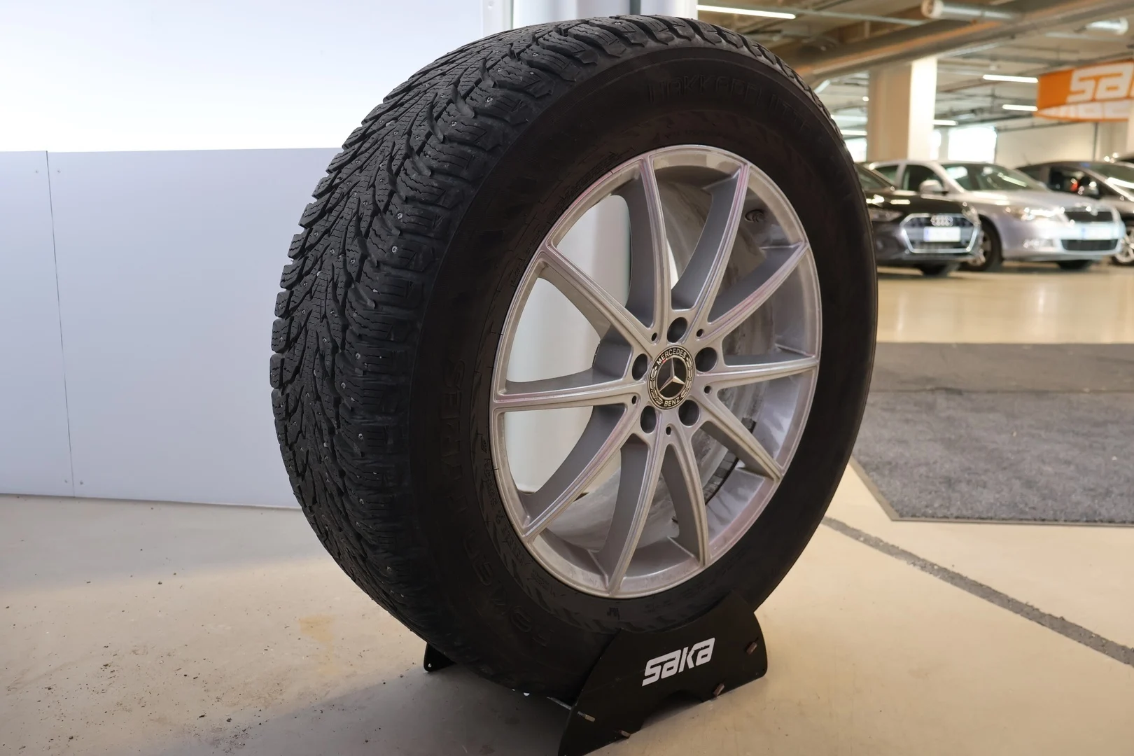 Car Image - 5KUdKS7aE5CxWU5hrGqxzZ