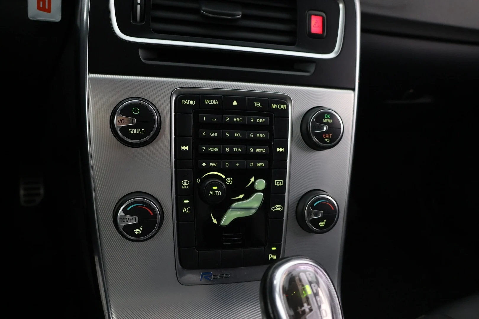 Car Image - 6HCzNiVJWGBkVhB1cGVaUI