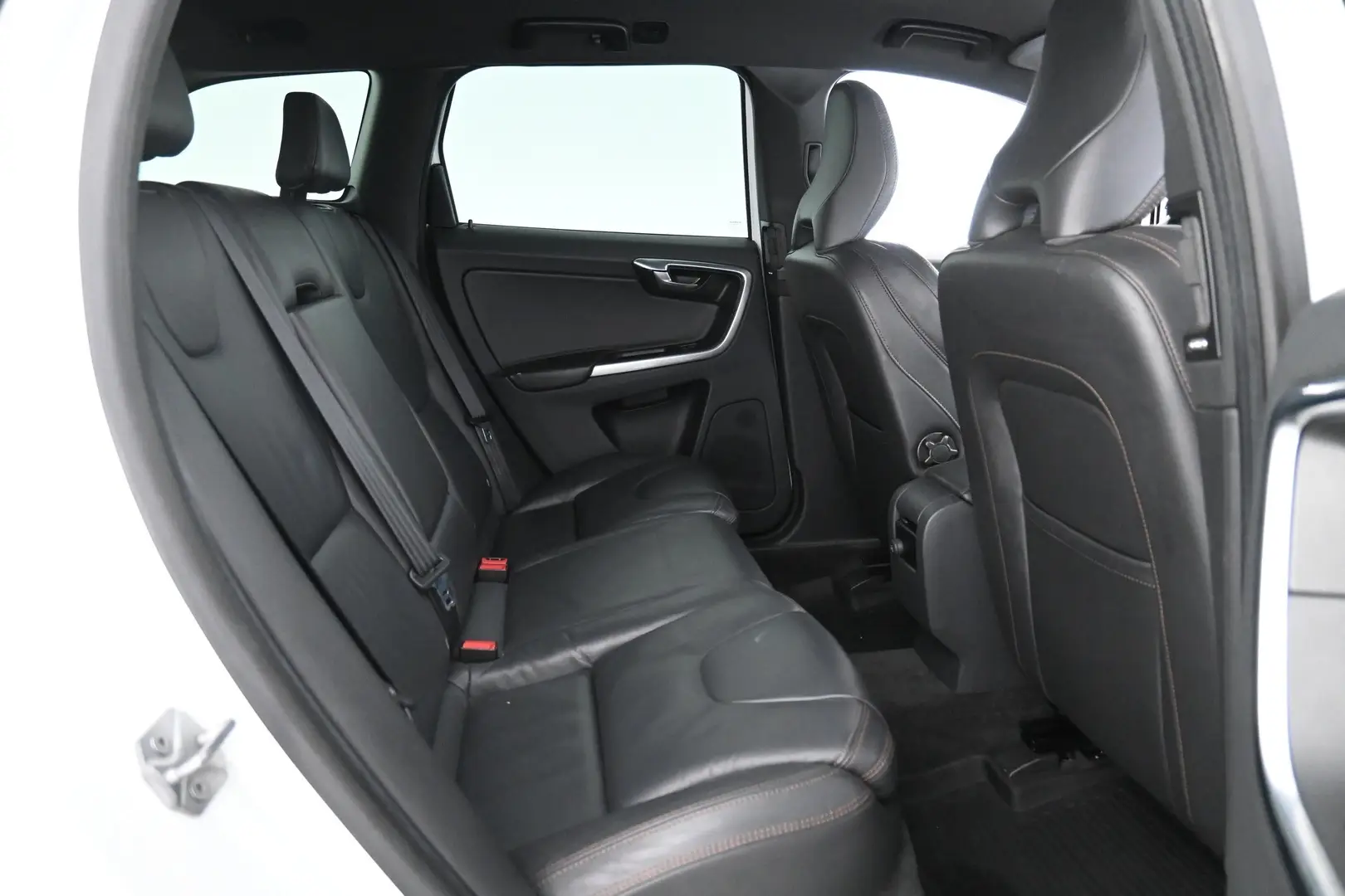 Car Image - 5llrrbFk8GU0Ha0jnGtOxD