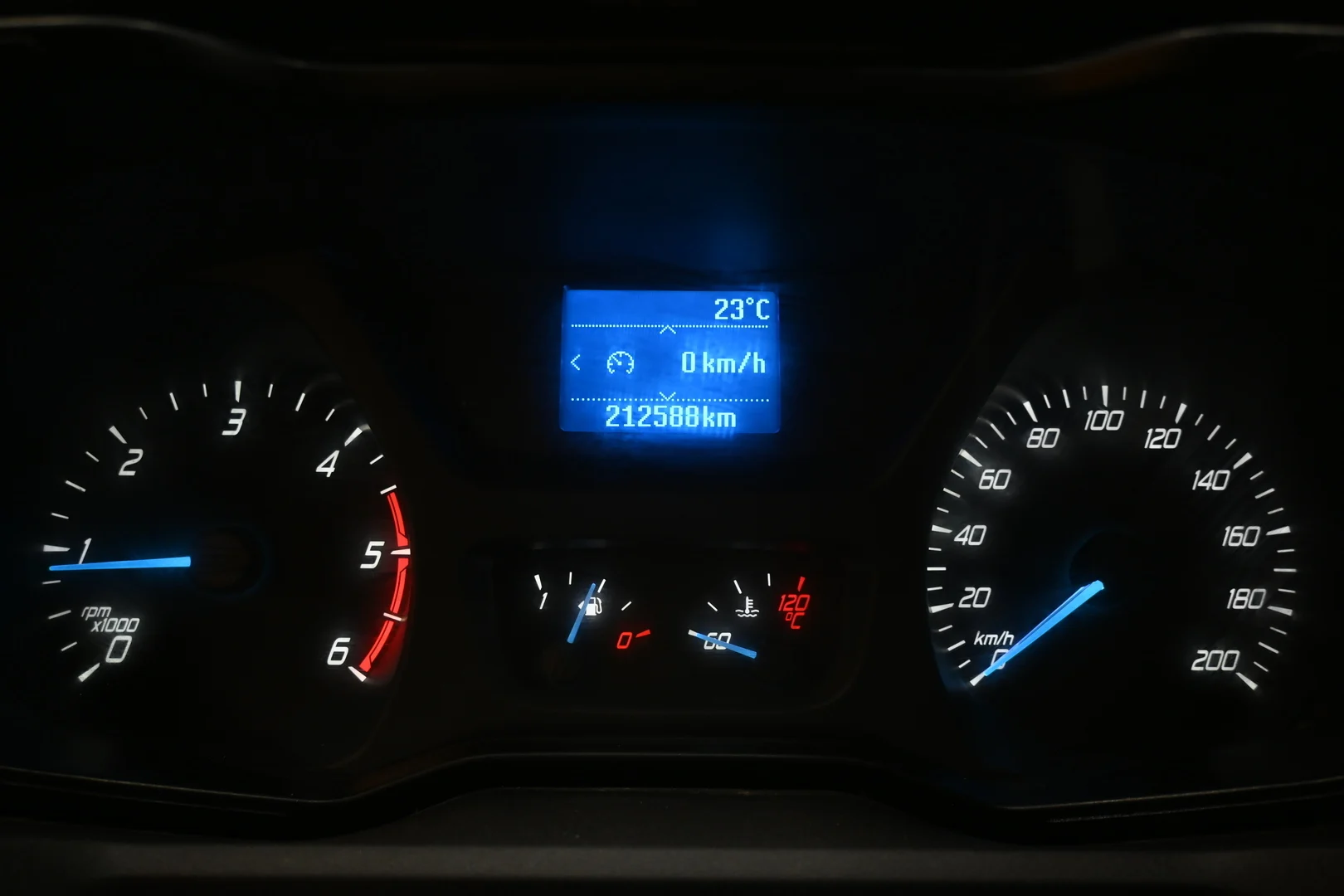 Car Image - LrZHy19HvA4av4QFpSvRo
