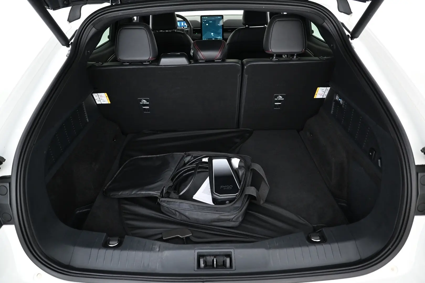 Car Image - 7Gr5ibZjdWTi9IjFPAeiAt