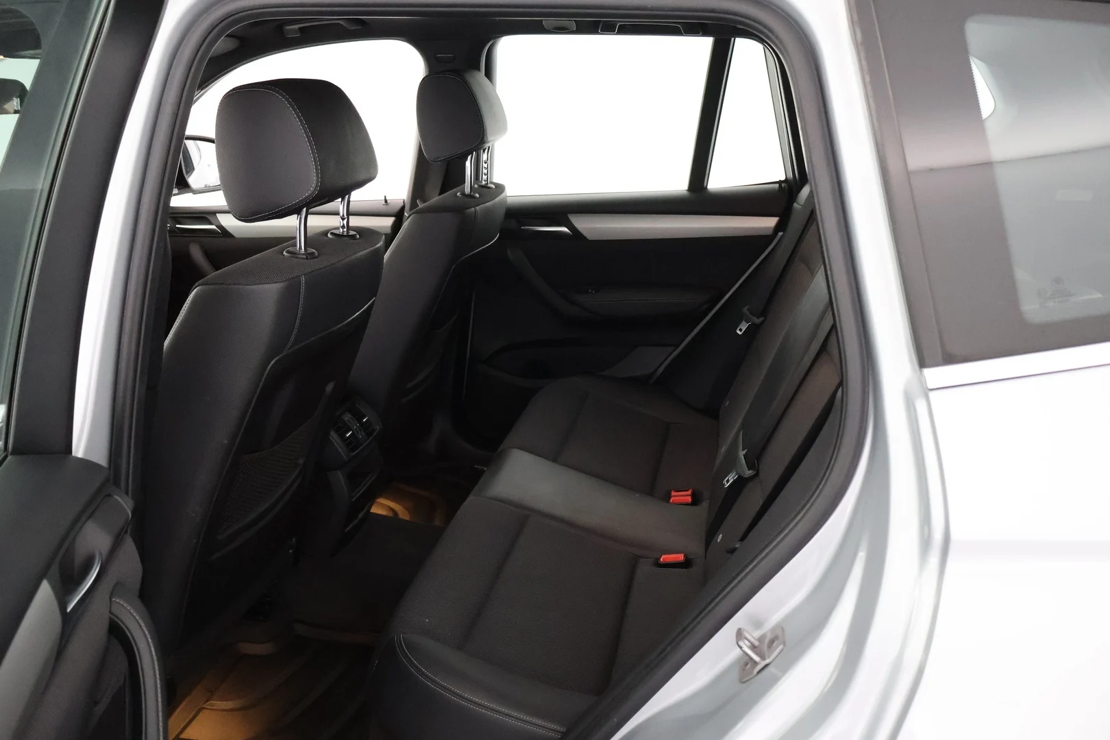 Car Image - 4WugNcf5jK7H5m6z0BES2X