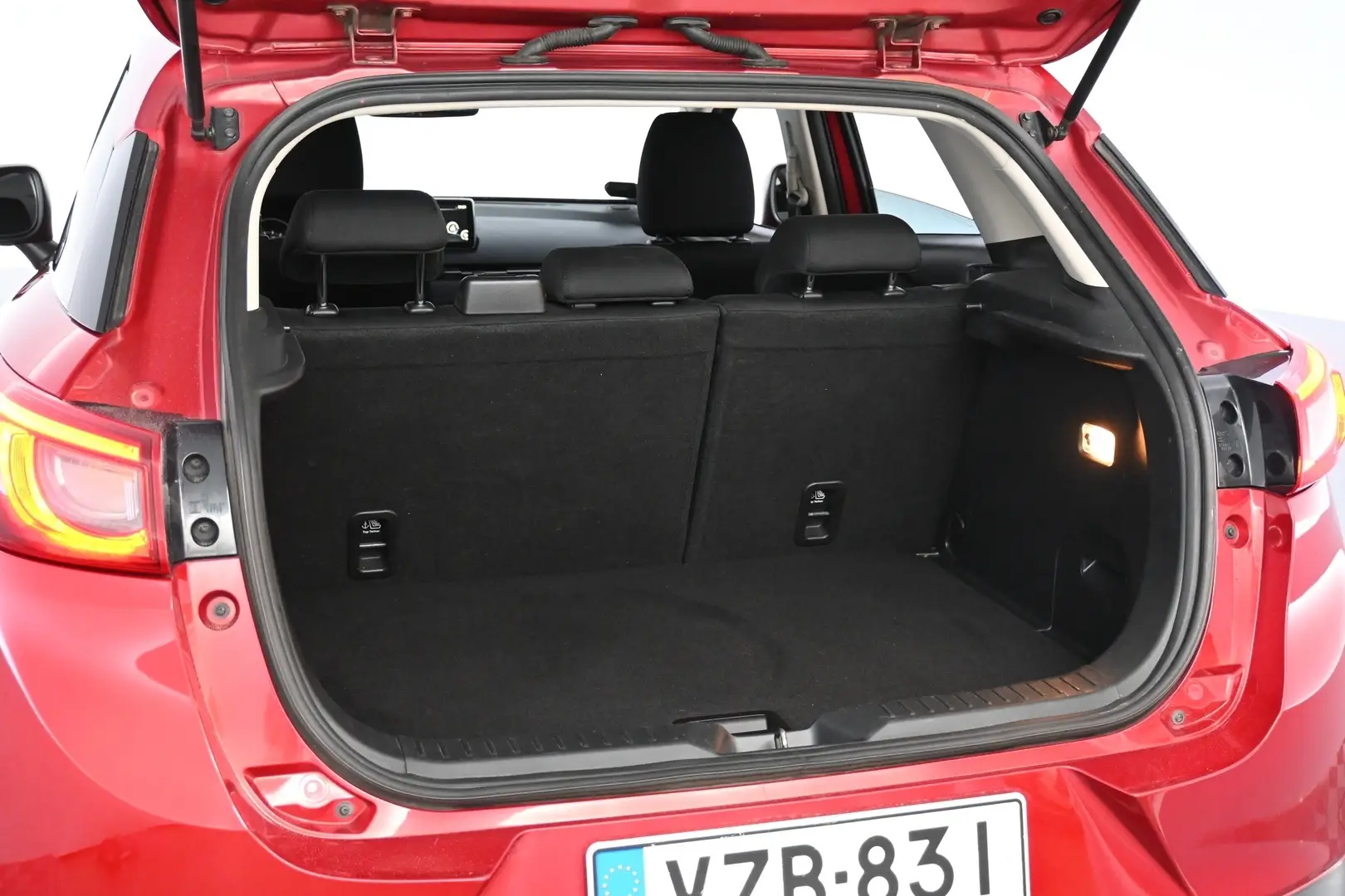 Car Image - 4pZw8C4aLOLzIDfVtfu5Eo