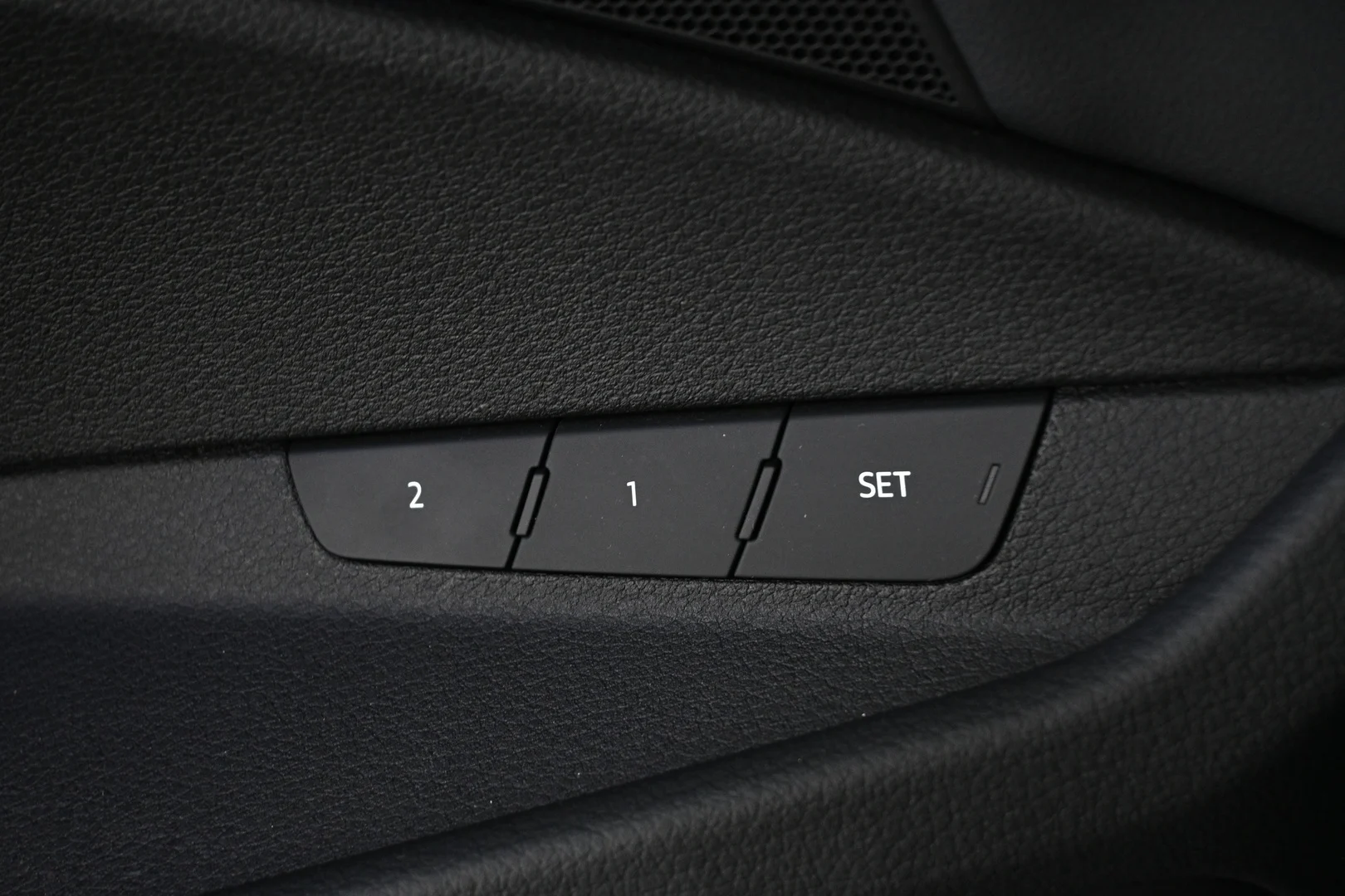 Car Image - 1sudmpbwMfezEXVgUXBSrY