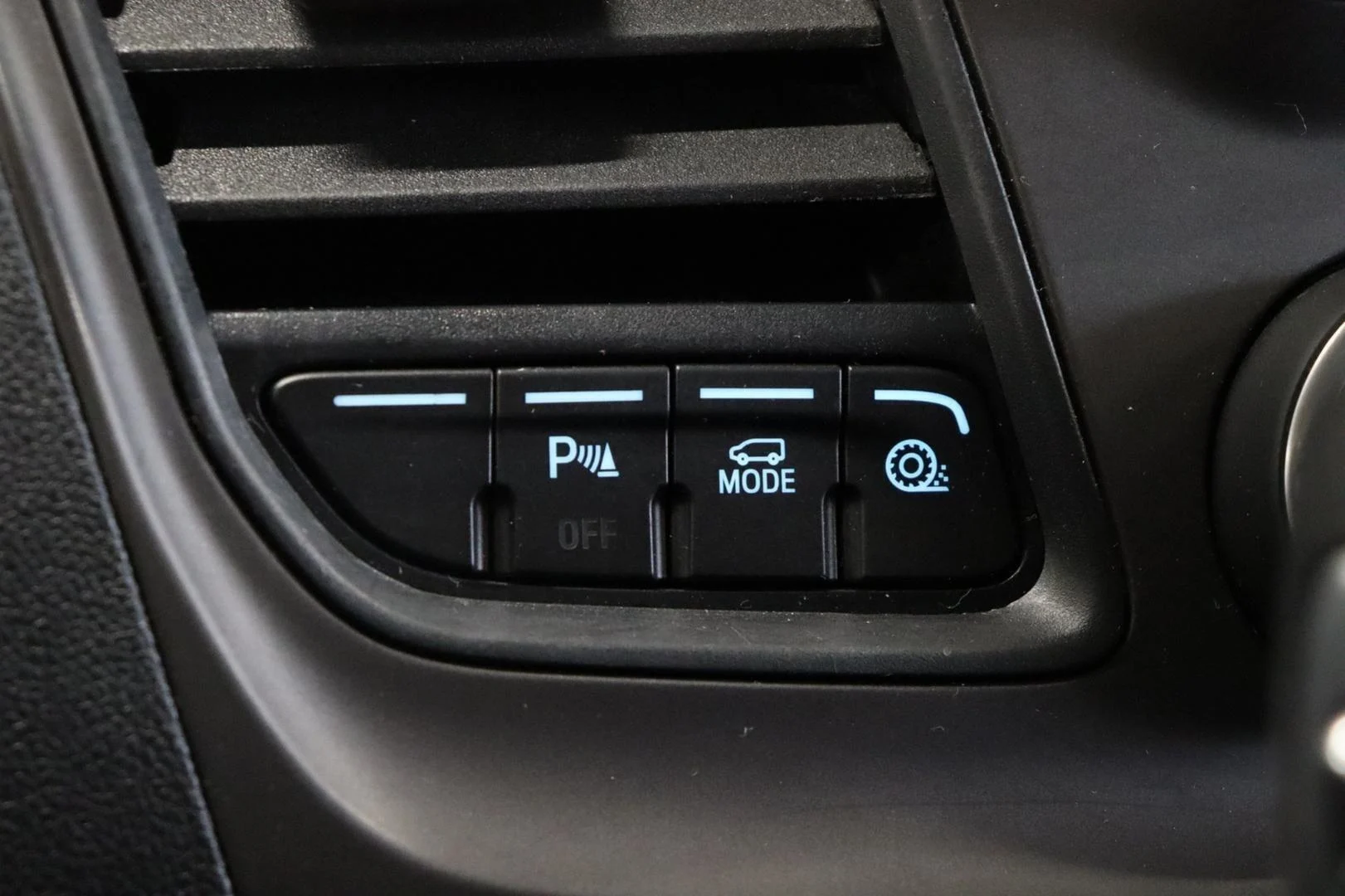 Car Image - 4JOoXe4PN1LZzxpXZHTBU0