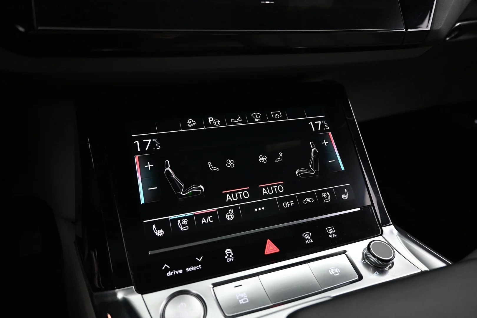 Car Image - 5tI86P4IYCglB5Gz8T0IeF