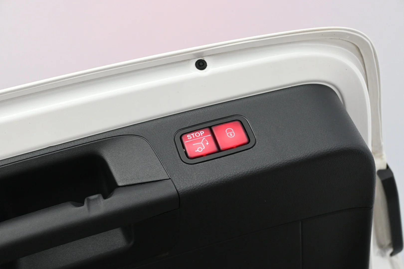 Car Image - 709QXXJAbLGCeKqNQ7FRco