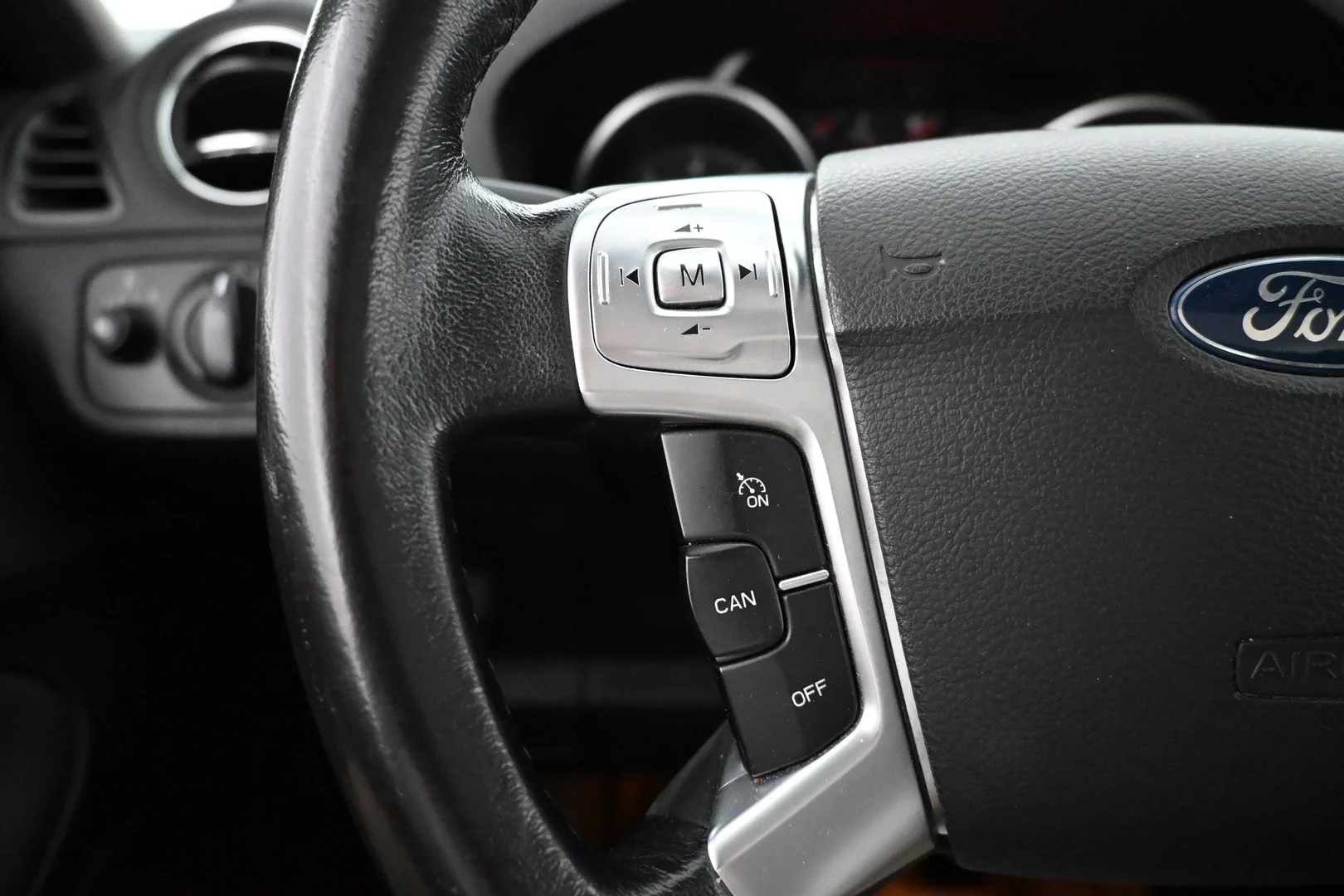 Car Image - 30dM4neqUJ1gXJqytK8gl3