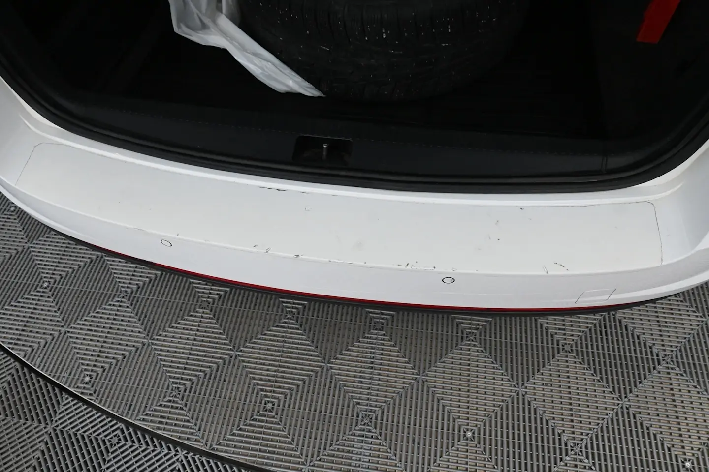 Car Image - 1T04xKyhGlU4G5fKkyKphJ