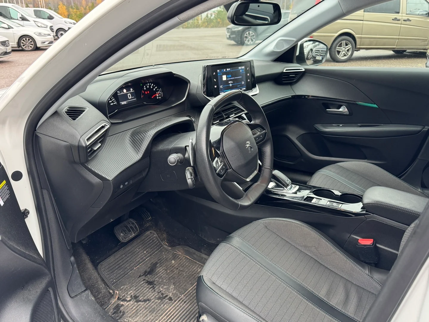 Car Image - 60sq3qF0IIoP9O7vmAWV13