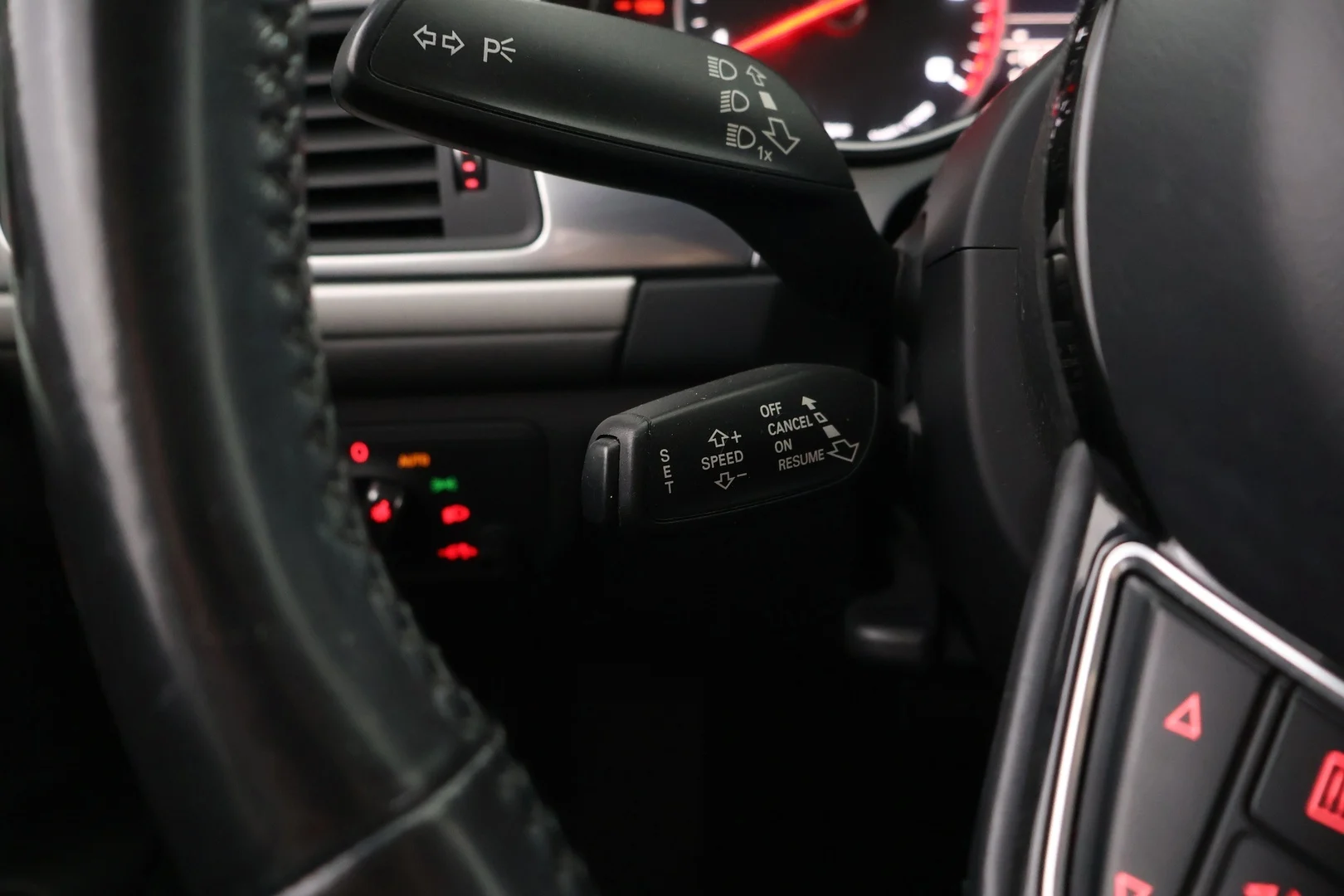 Car Image - 37jZzAKUCjlDXr88qj3yeQ
