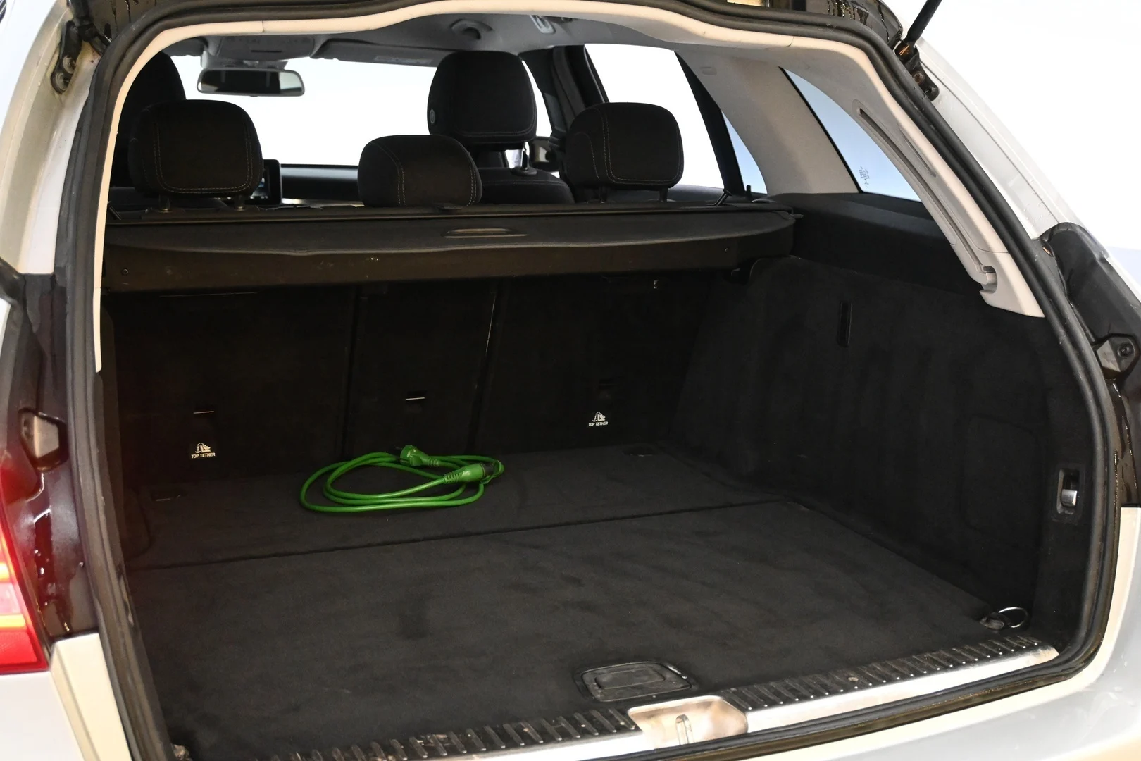 Car Image - 2VnQkCfawQrMLXDjwFy2A1