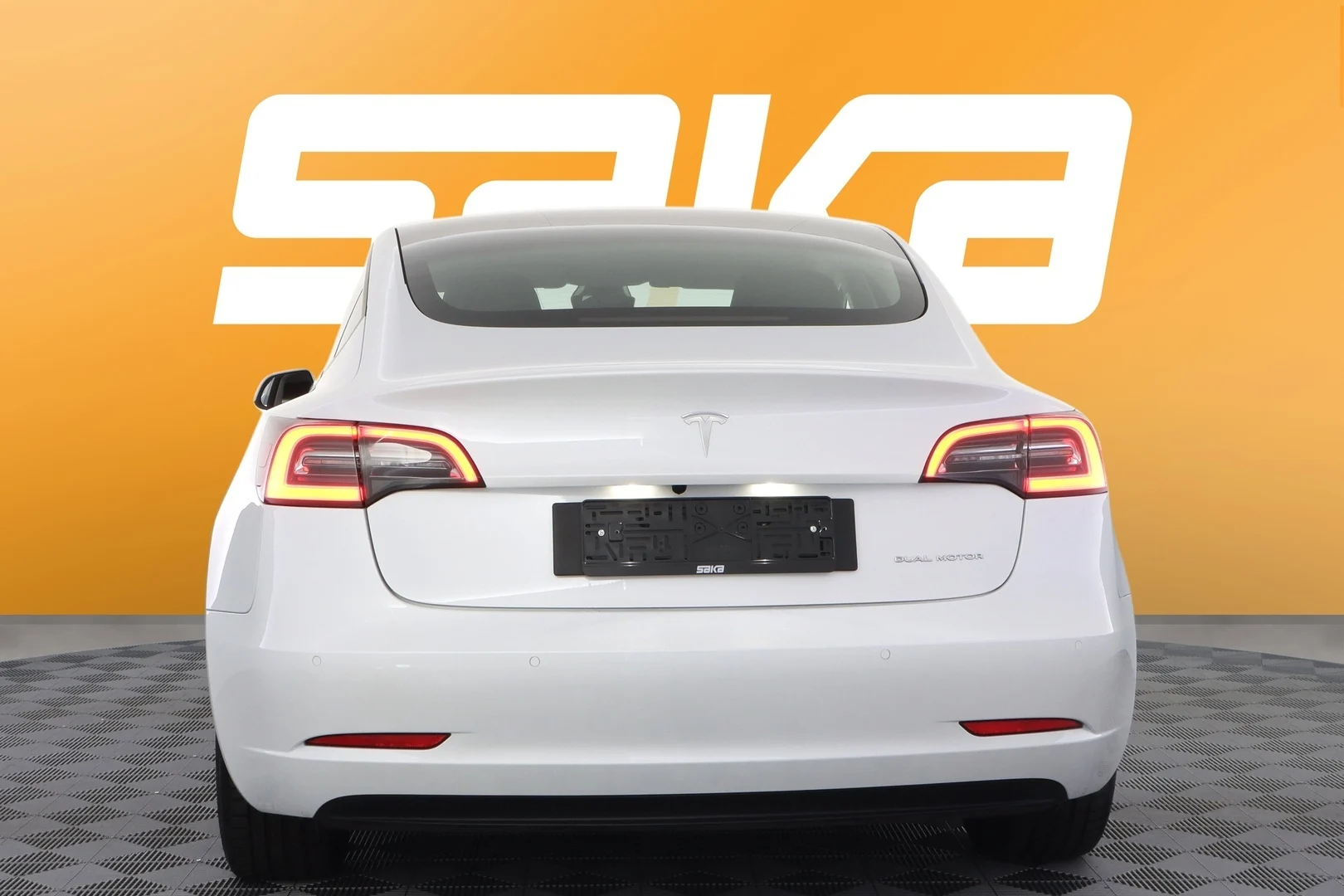 Car Image - 3M0klMRV6Zmt7kkP6lWPfm