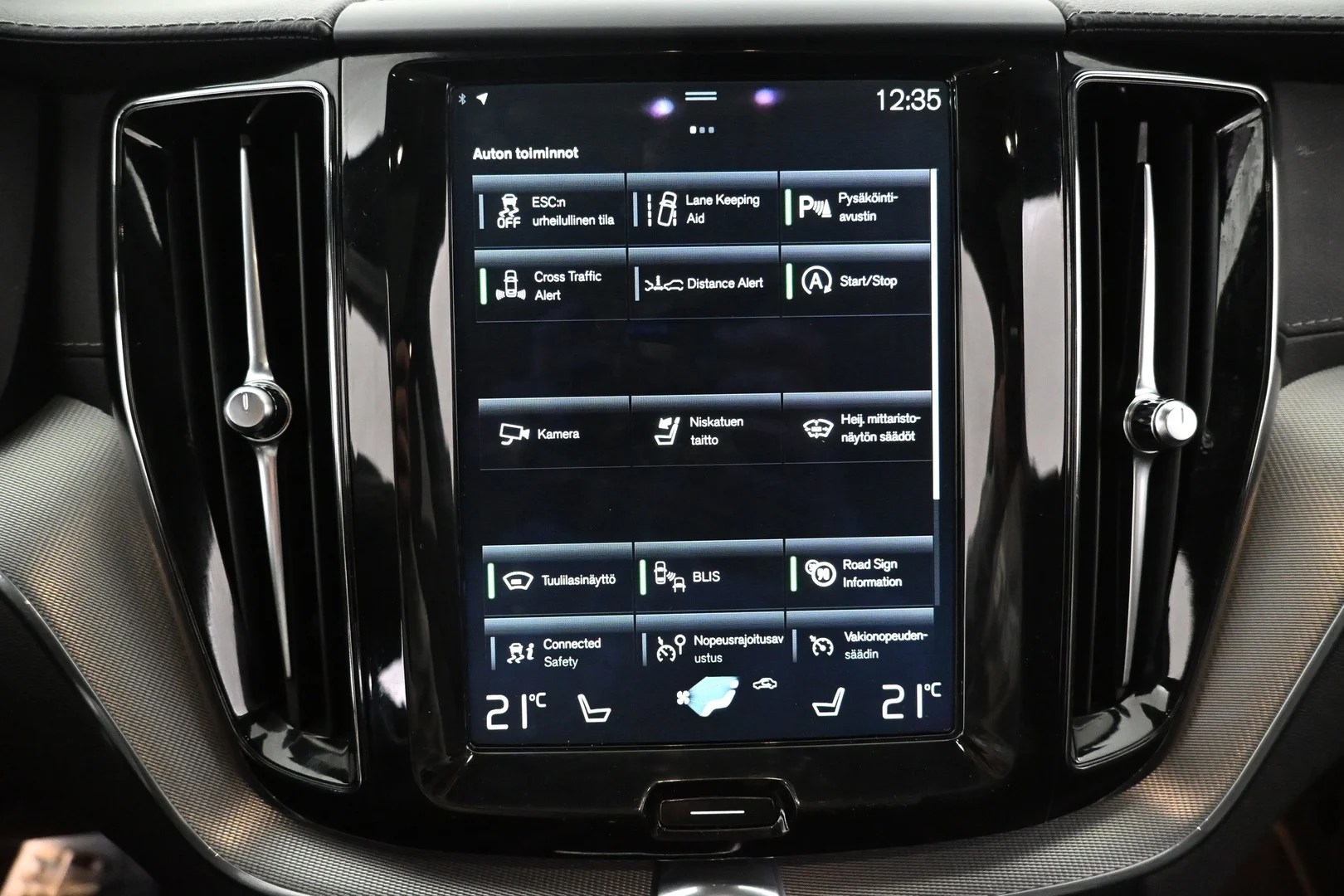 Car Image - 6lxeSNr128FrivmHAAyV0a