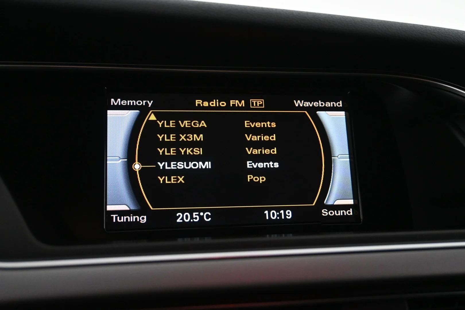 Car Image - 7lubA4zEkLxyUNd0WmGMju