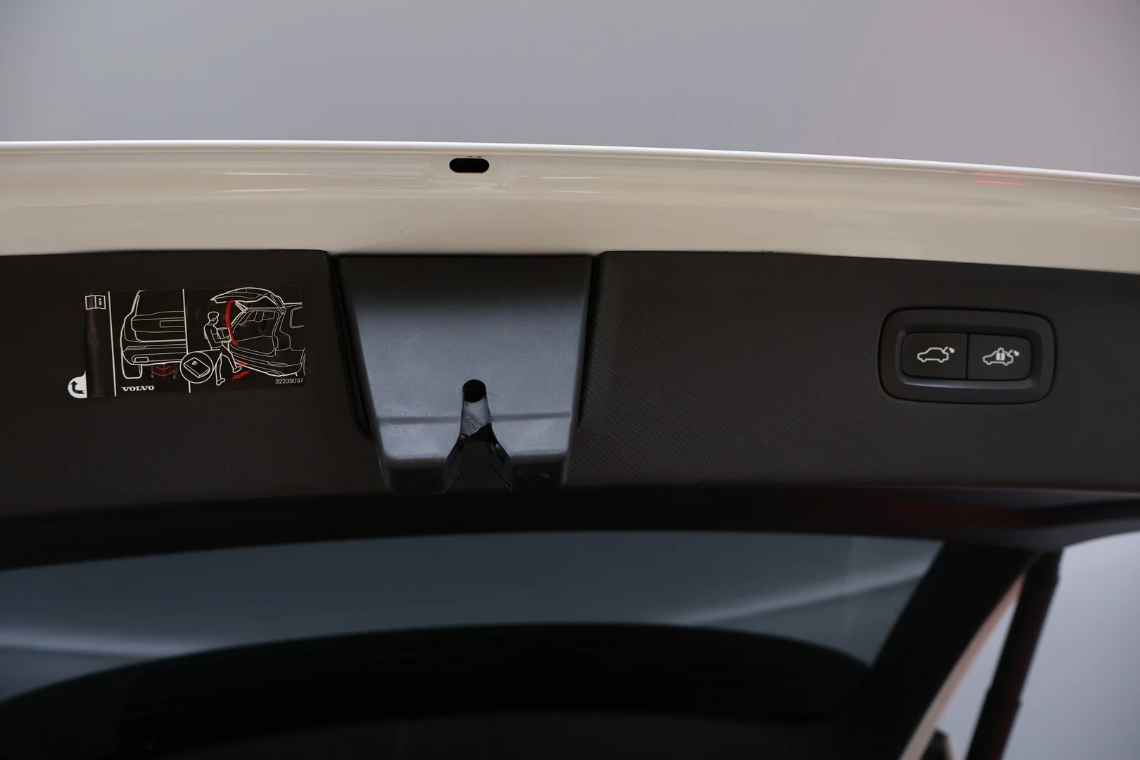 Car Image - GWCcS5BVu1UD7iGJnrbja