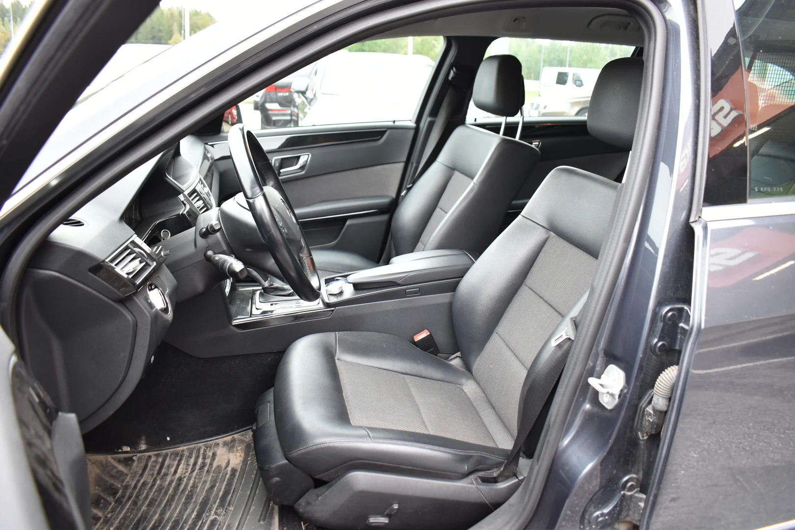 Car Image - 1OMPrcmFA8BrbHAQNy2iia