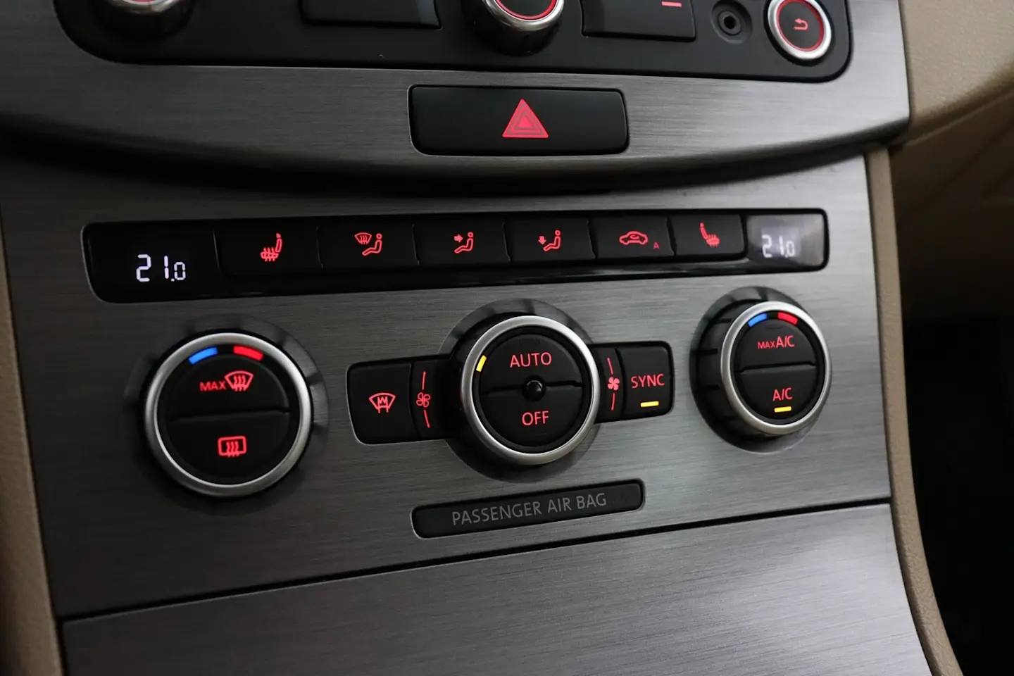 Car Image - 2y7KXgsQRm0F6IZpmLJhQK