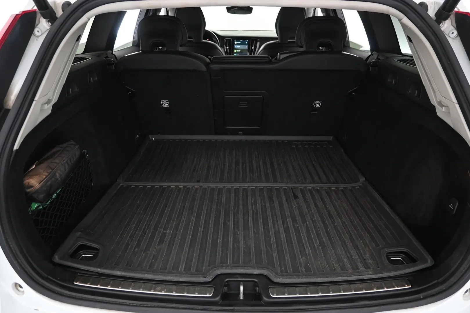 Car Image - YmNPYNOtpZb3ypBi8pbJj