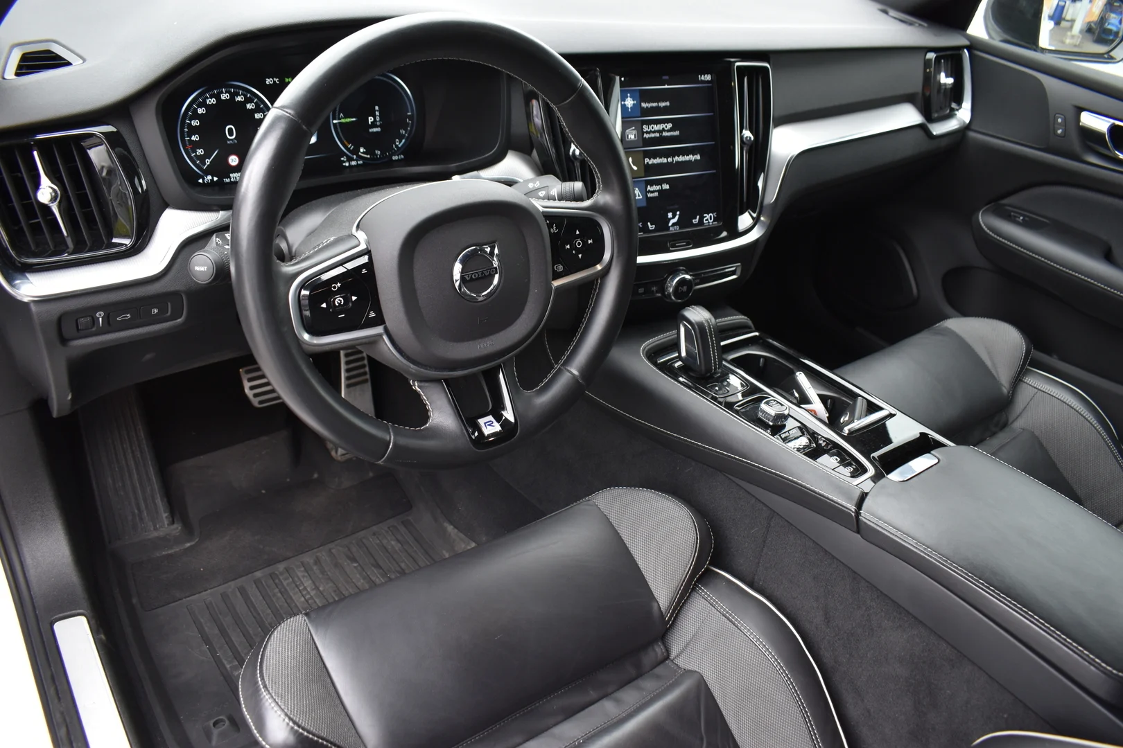 Car Image - 10Vrtq7D1rDmDQvZvlNR1A