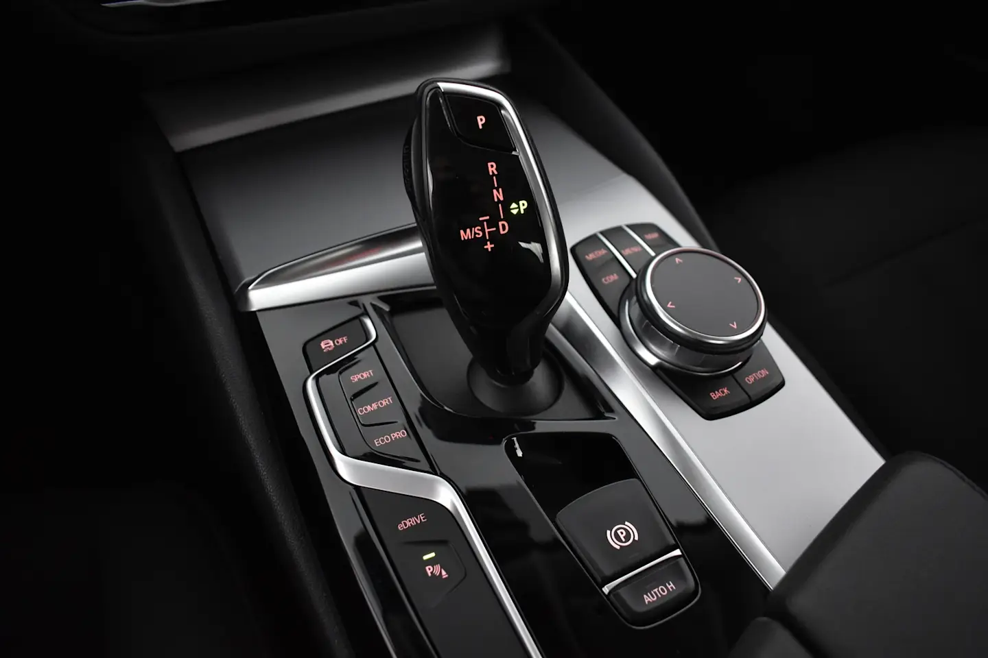 Car Image - 3sRJ7jVx2nRa4CqPRiDhl8