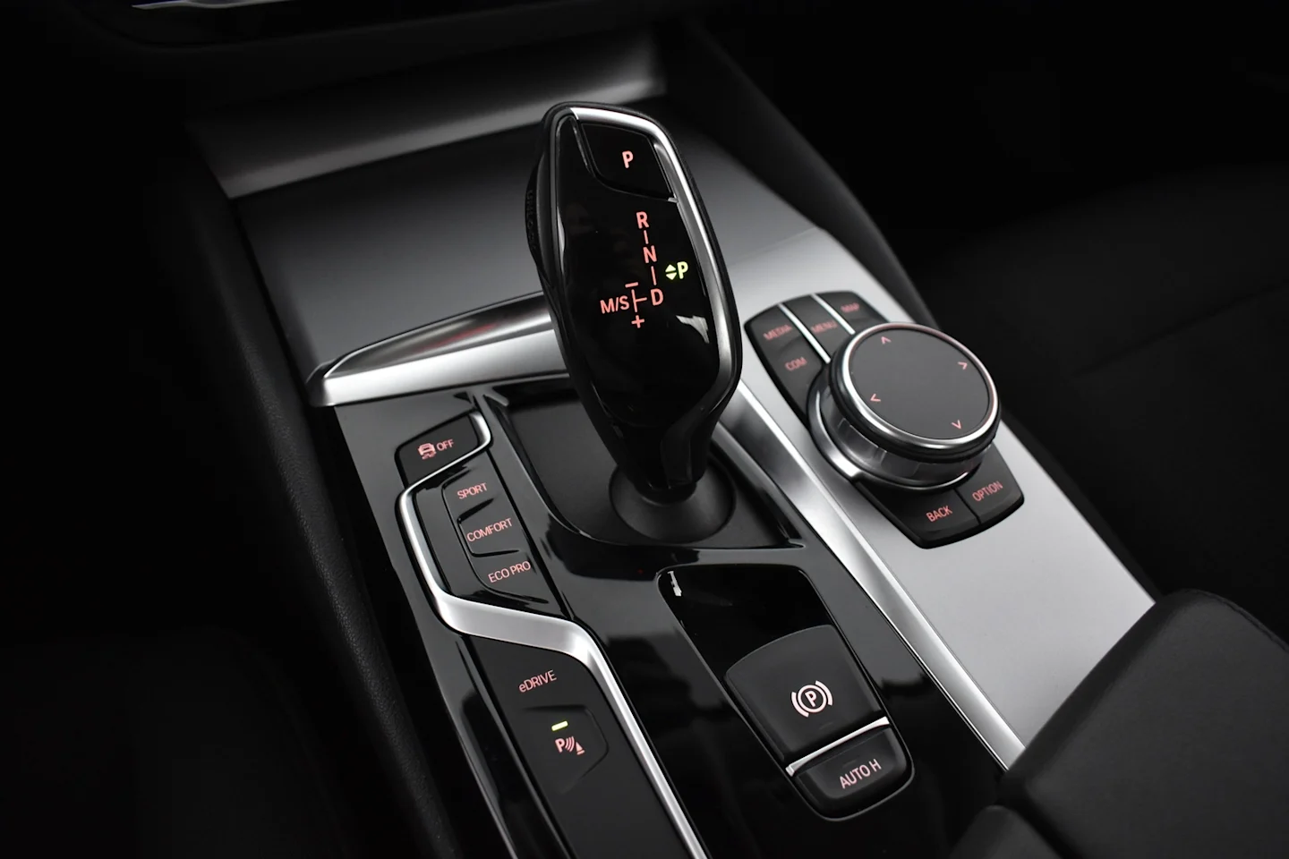 Car Image - 3sRJ7jVx2nRa4CqPRiDhl8