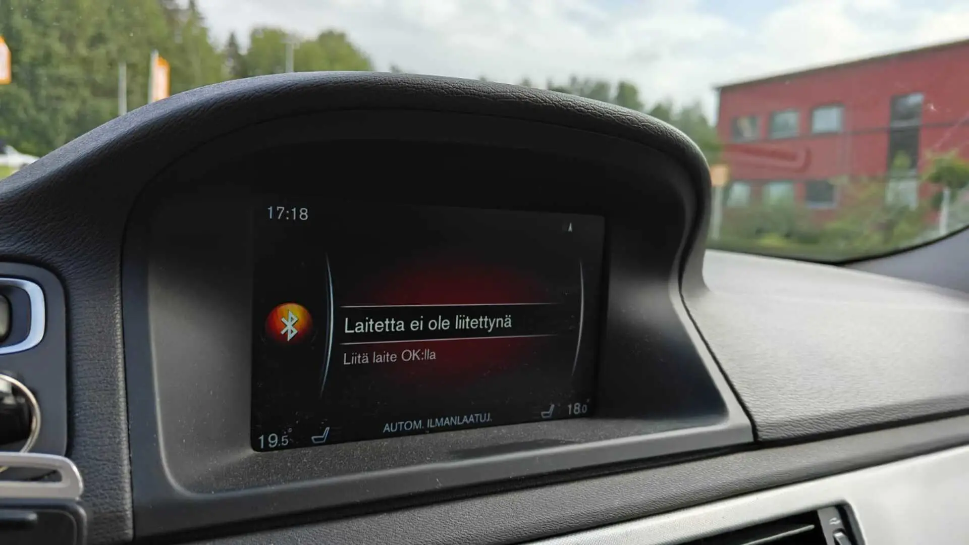 Car Image - 24XuSFjAWTe0t4FgNHYFQQ