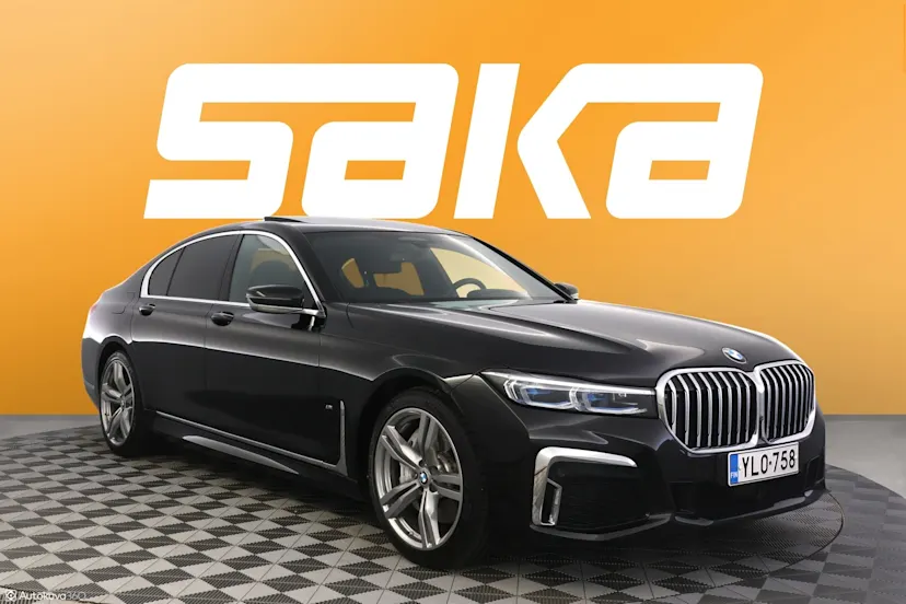 BMW 745