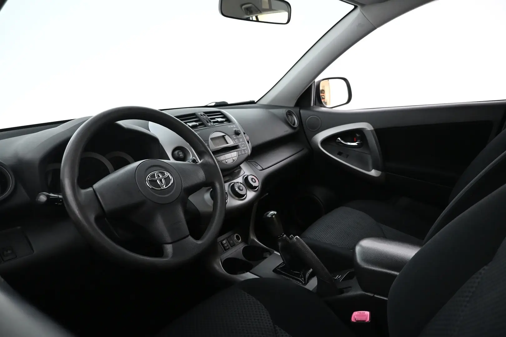 Car Image - 68MMjizeAIX3PEDqfm6yhu