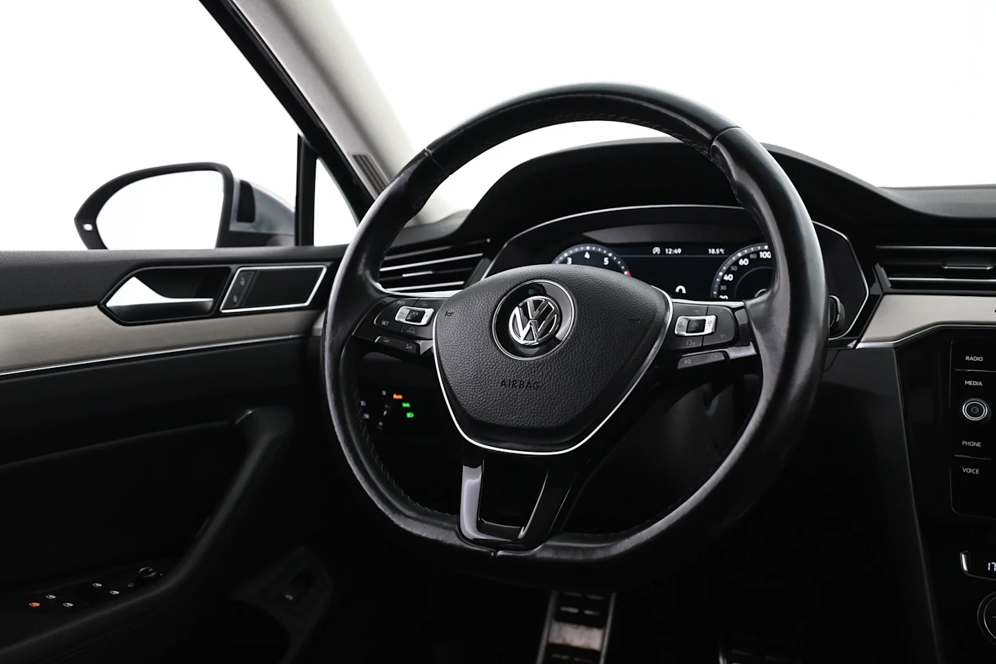 Car Image - 1FBi9mCdycl7sjD6C6FxyT