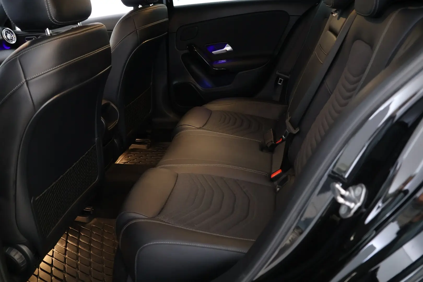 Car Image - 2axKNRWYSAibevl4qXGZZd