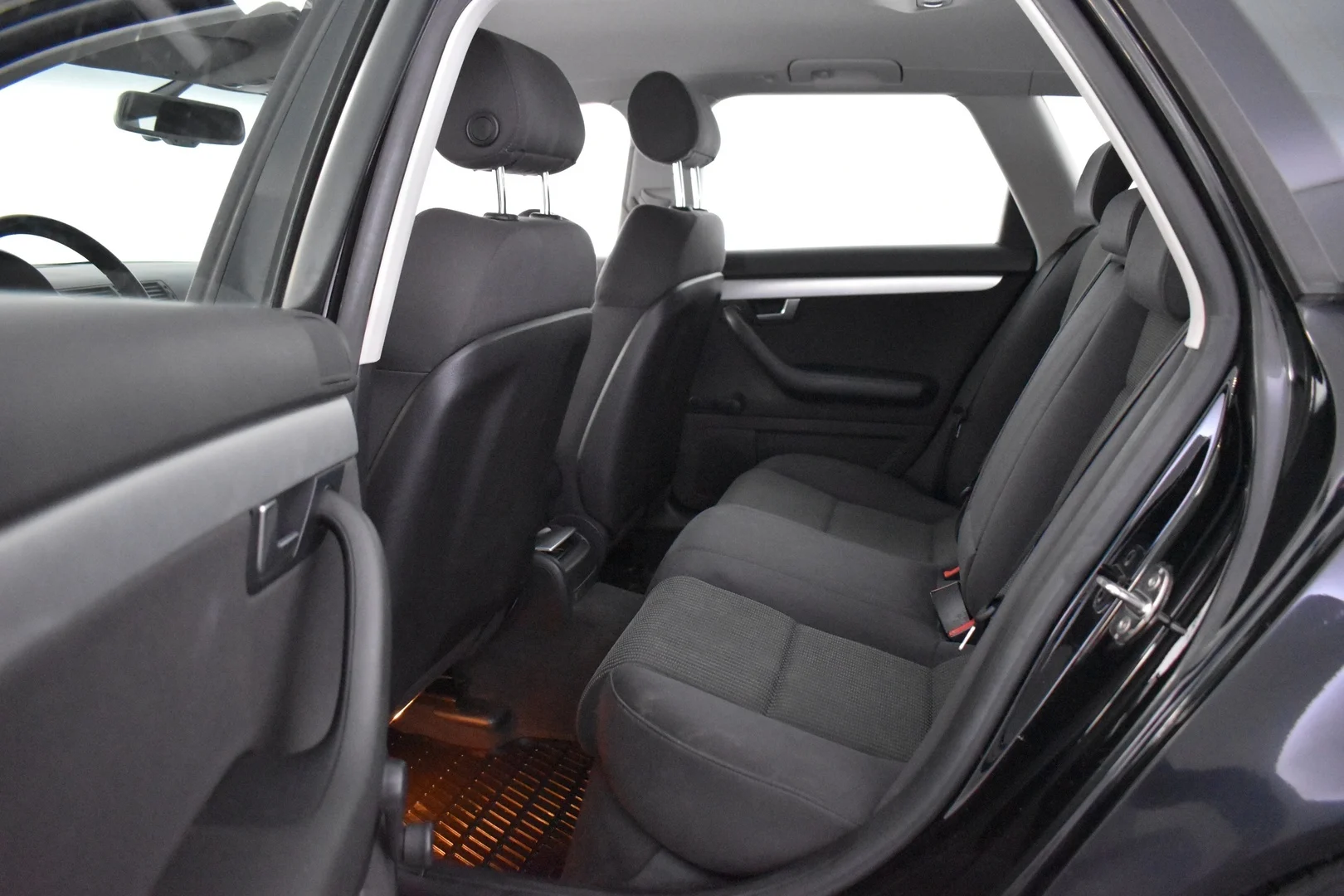 Car Image - 4s3tW7dDUhbqUR4z4sZkDE