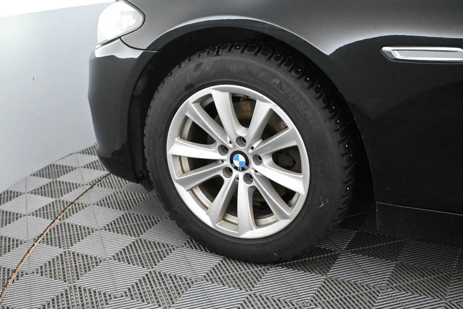 Car Image - 2iCYqVT1Ztpr4IeptAMqD6