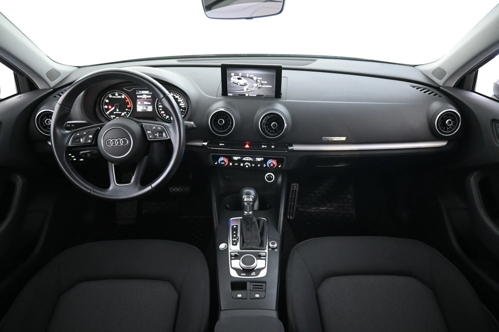 Car Image - 2VkCMKHrrETWl9AYnMyLoW