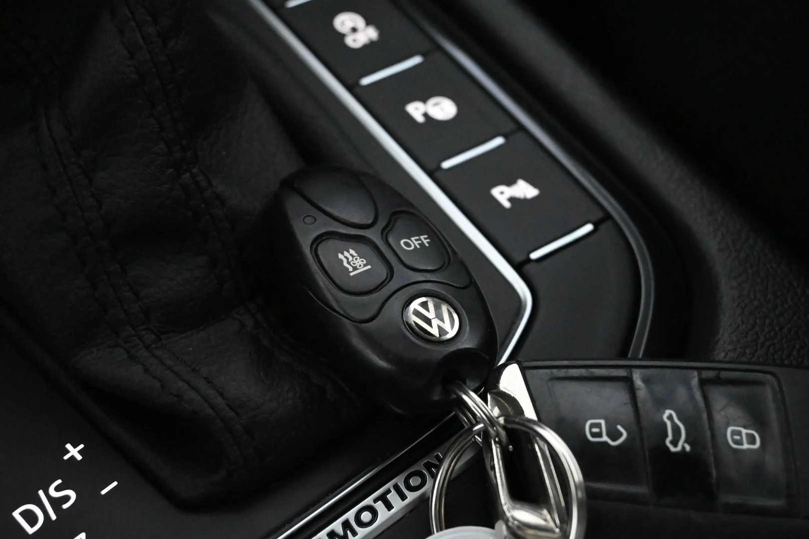 Car Image - 7JBRSnC2MQgP6xfamZeV2X