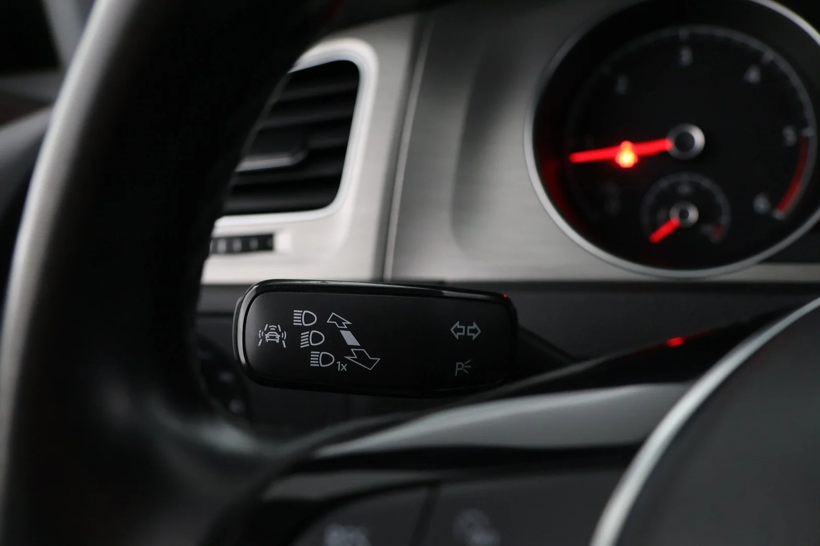 Car Image - 3lxFVLbSNBKPq4tQWzzn1w