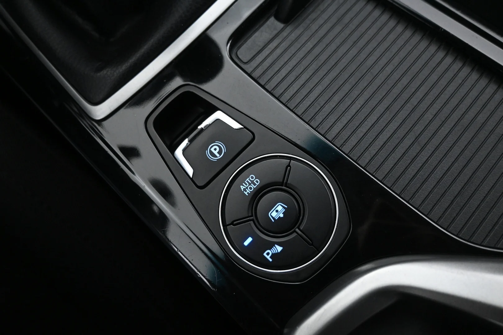 Car Image - 2GjiMfYqte9XClufYUUu5e