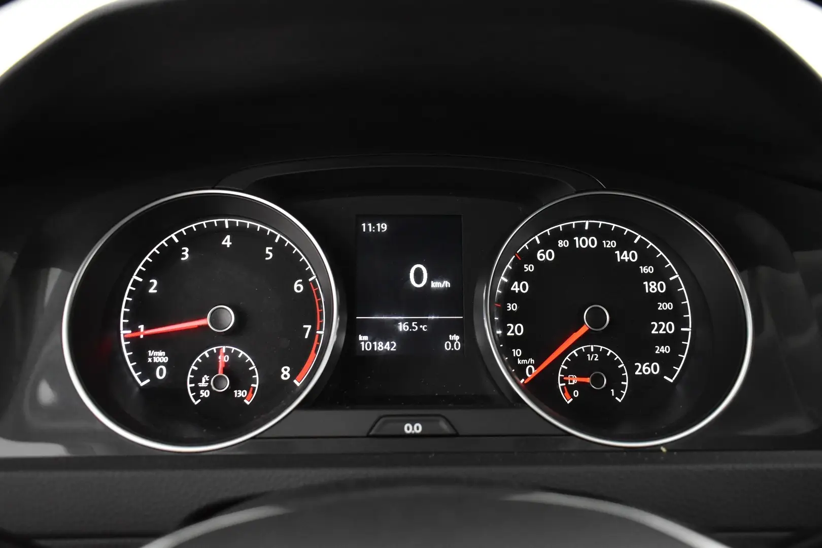 Car Image - 6mYDKD5XtfdO3aaplZ6YRO