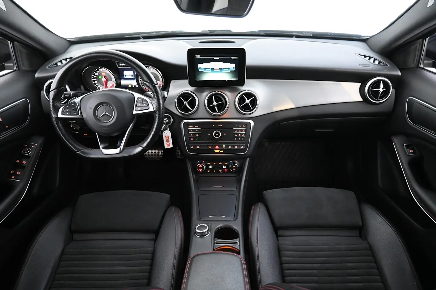 Car Image - 2uBU0KIcKFXFwSIt7KT4S6