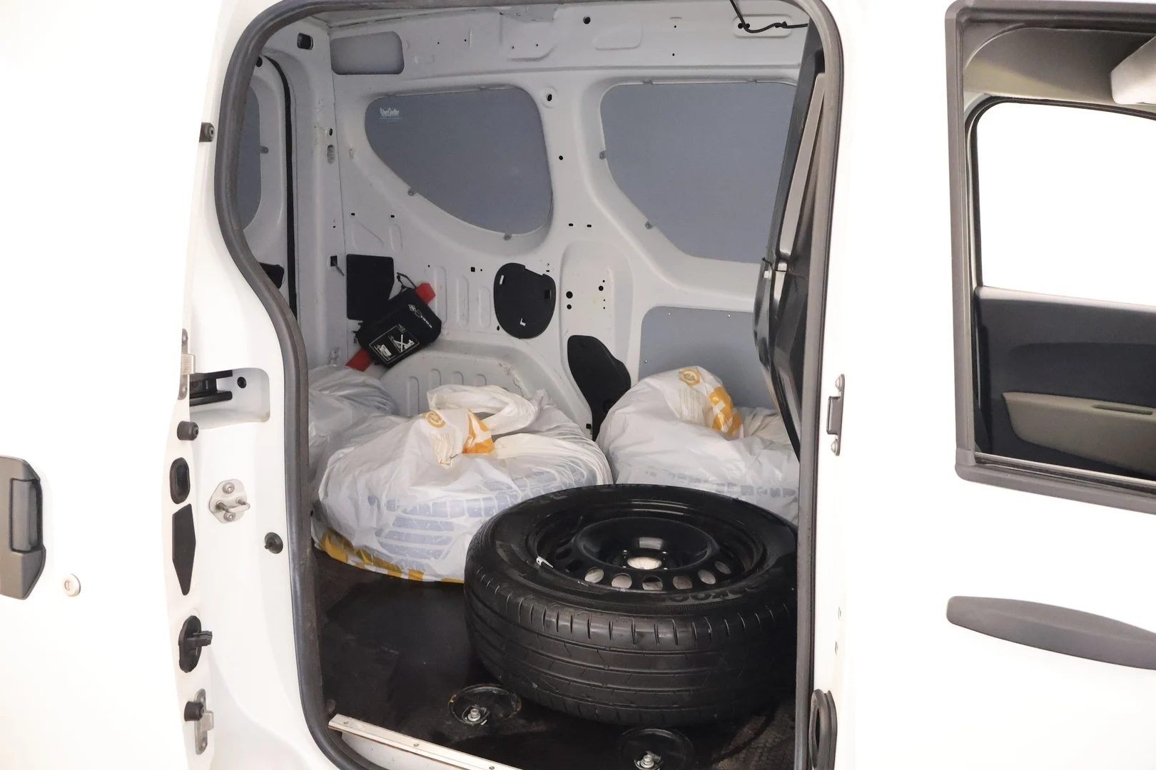 Car Image - 1dQFarOAl0xMQTUEC0YlVX