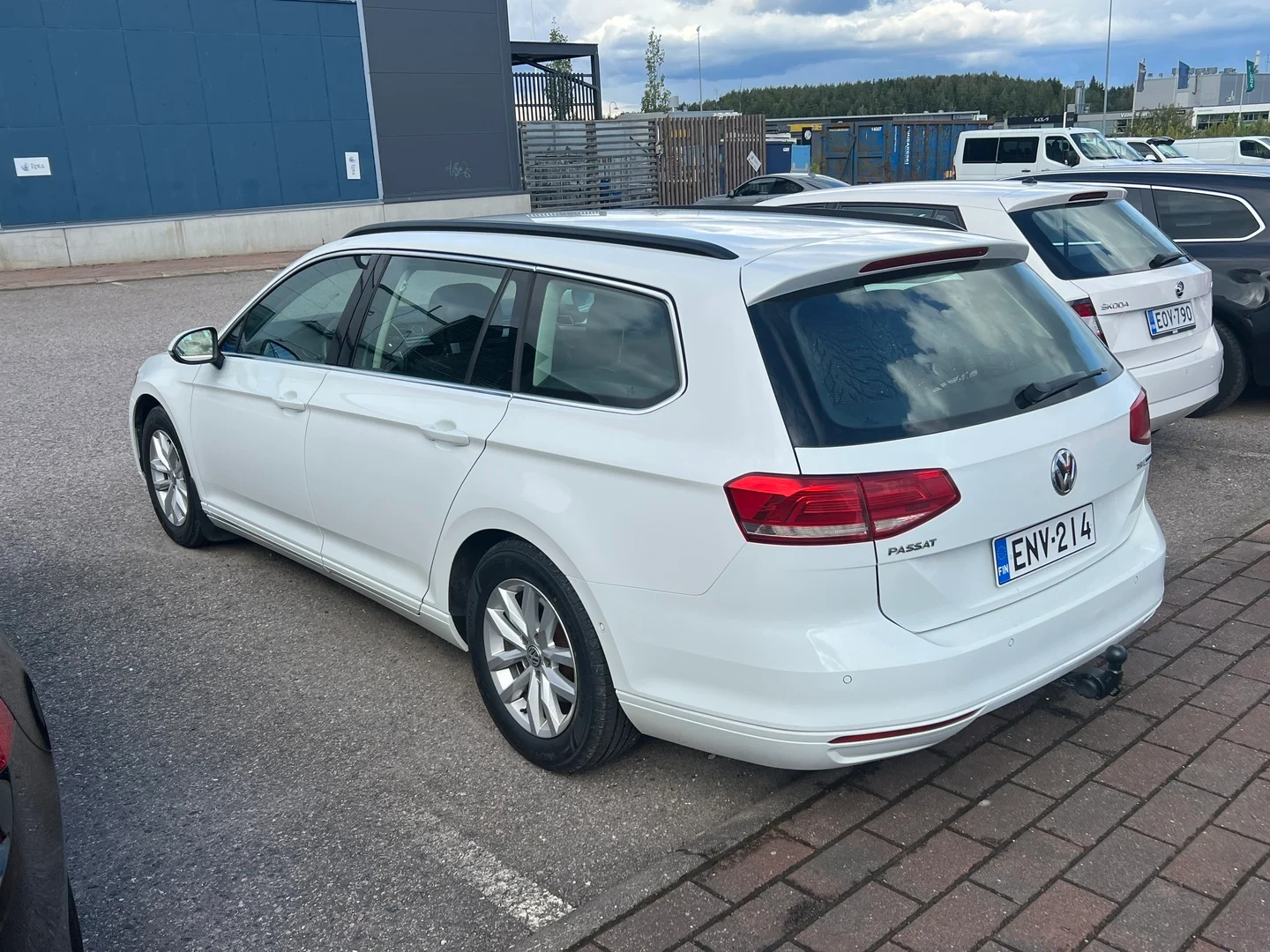 Car Image - 2LKASOVA41sqCOqWPryJxW