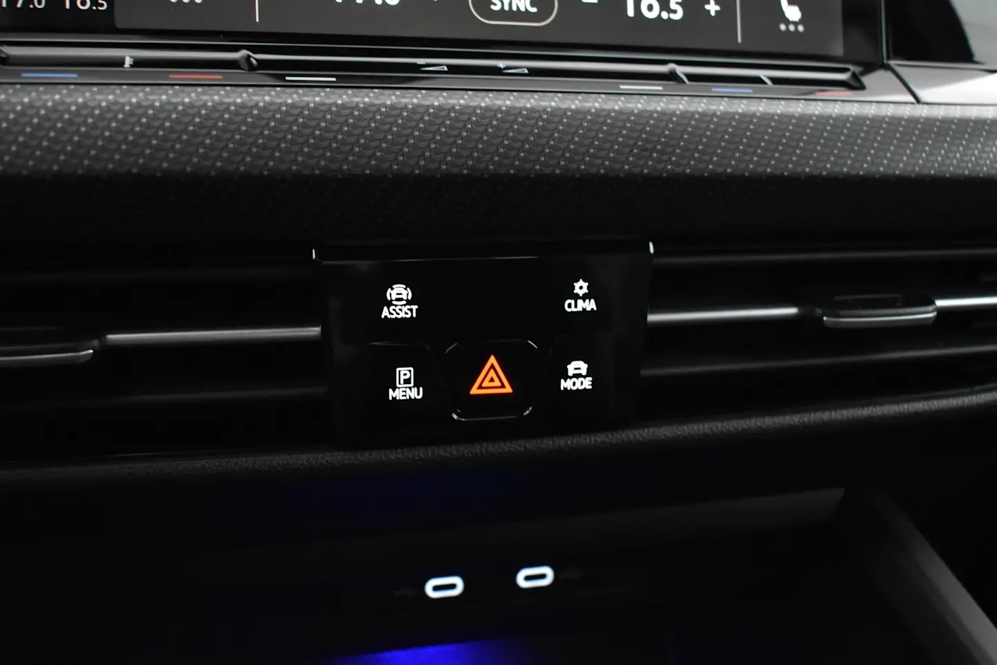 Car Image - Vqq2jIEHEFEEZIMRLcYbS