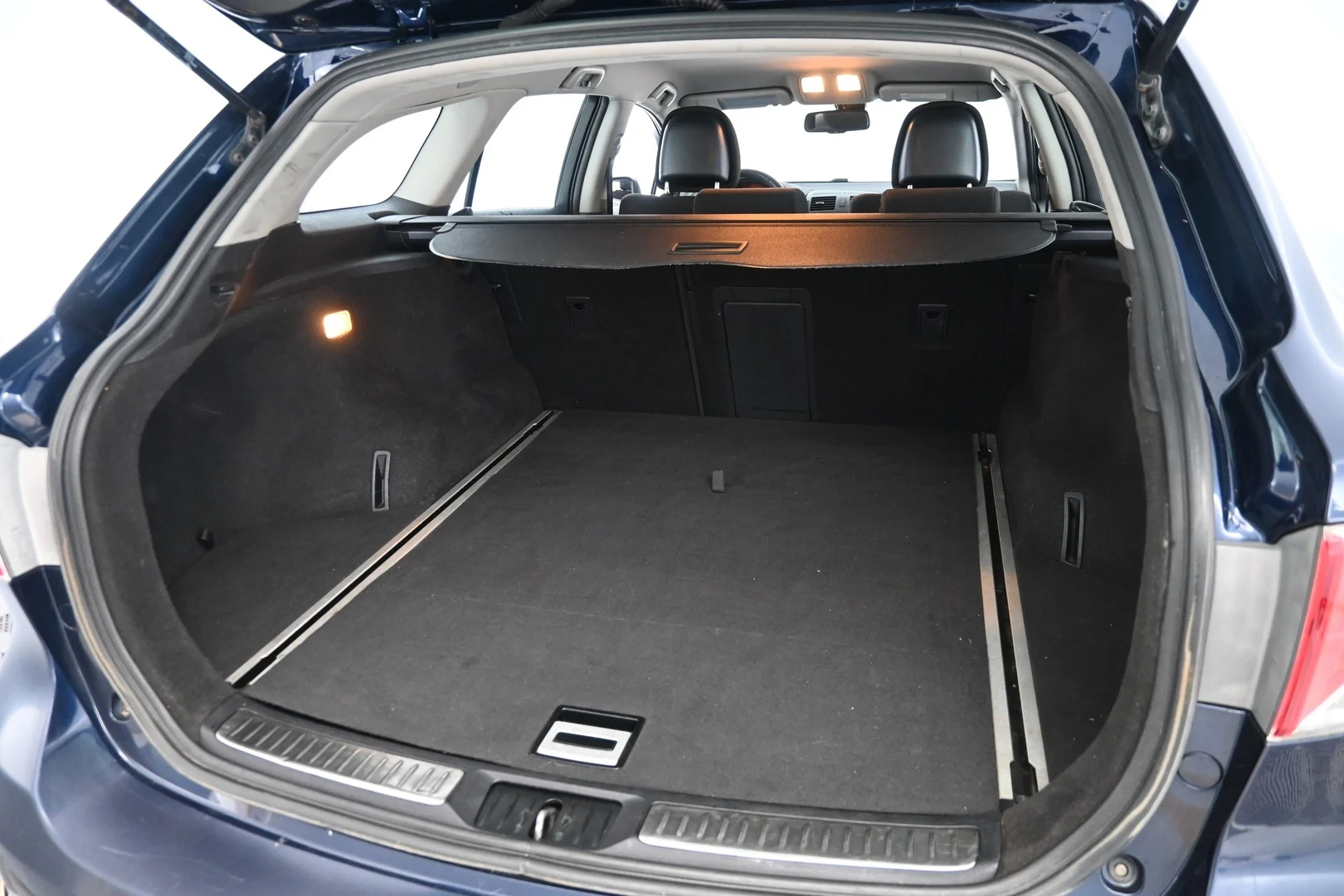 Car Image - Ocw6WJzIe46362JiYvTra