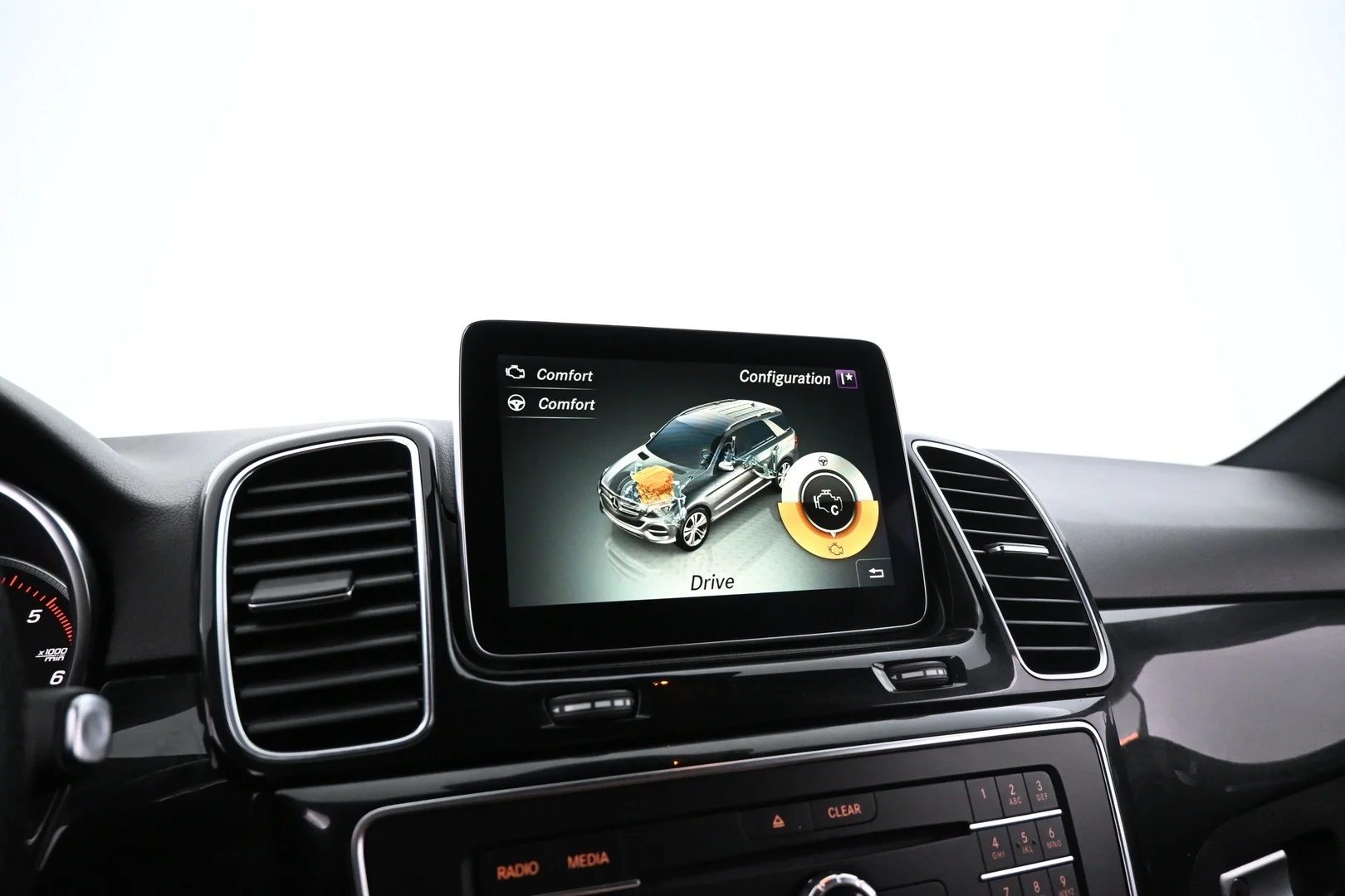 Car Image - Fsajn8ldxKODLpbvmWNEO