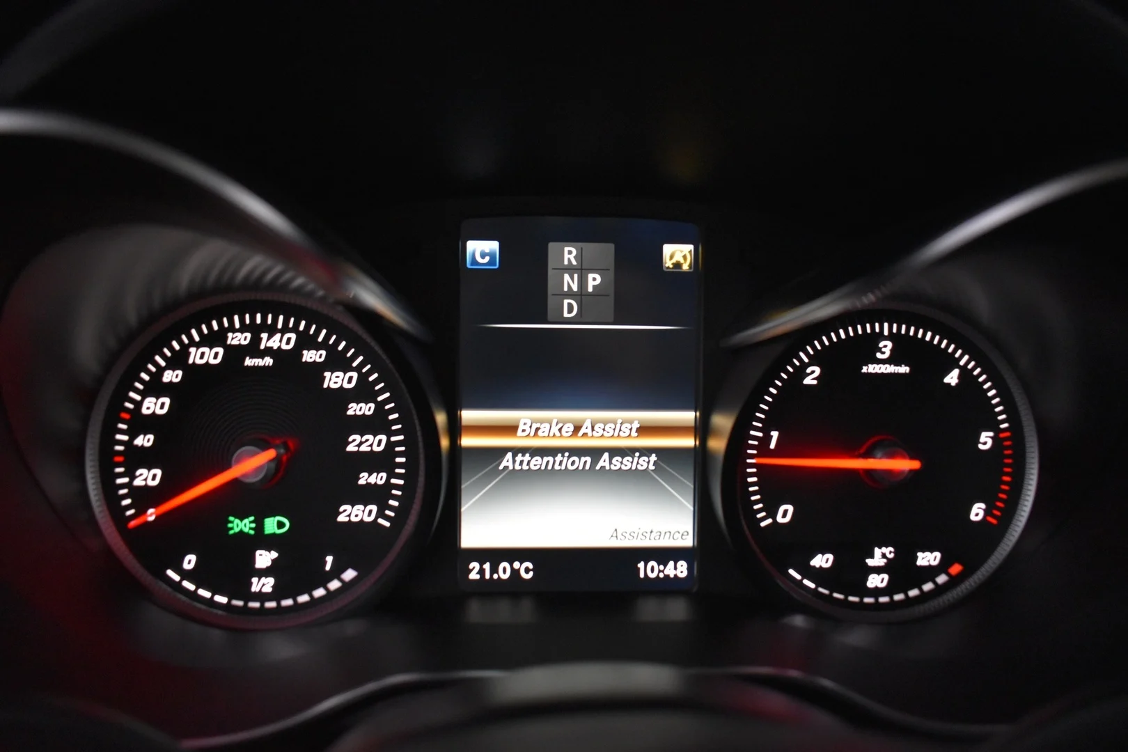 Car Image - g46bAwuS3czKpXLLlibKB
