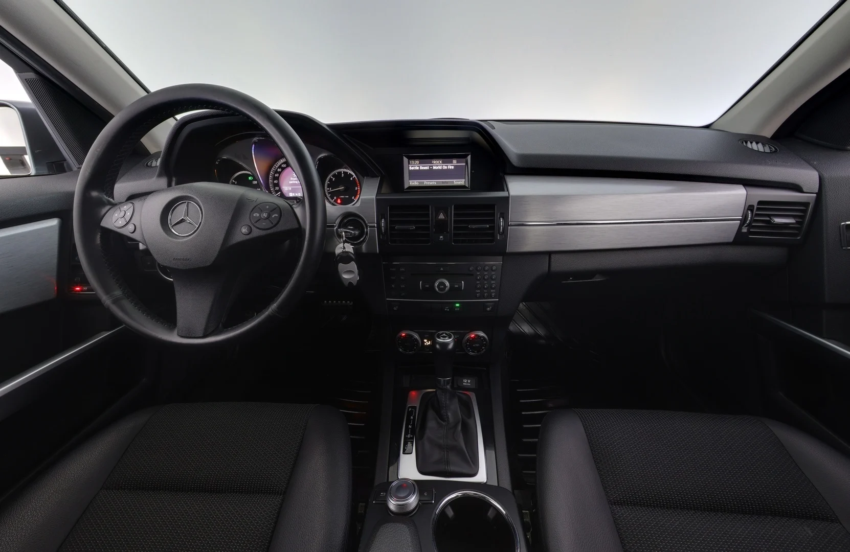 Car Image - 2bmkvYLiPlONqdE4cnS4BU