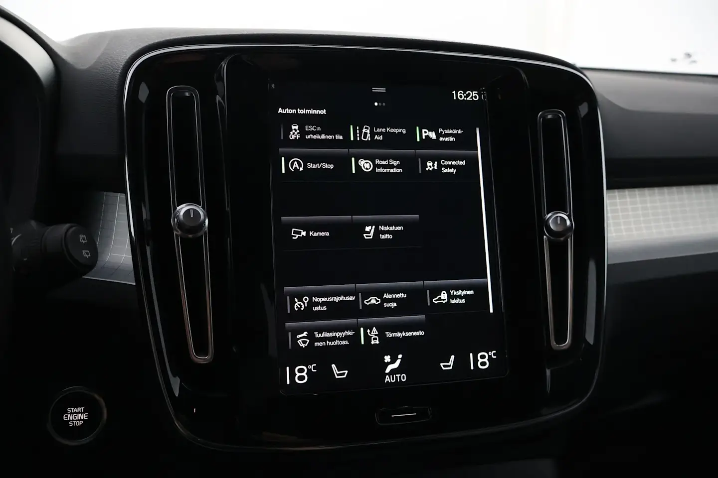 Car Image - bKW2yekrLAqCWqtBVZbd8