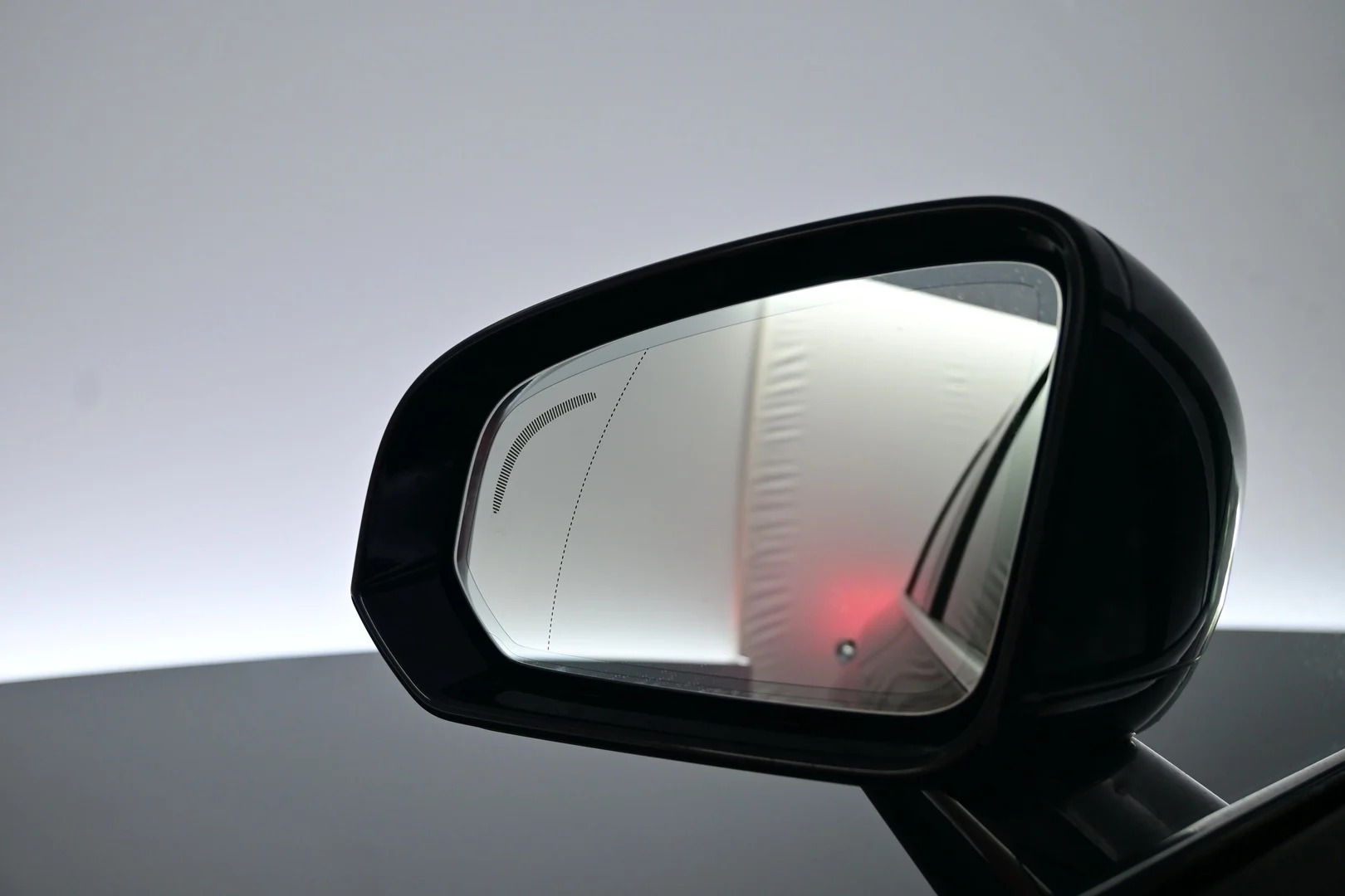 Car Image - 3S97yGlK444vOhzKbO8TnM