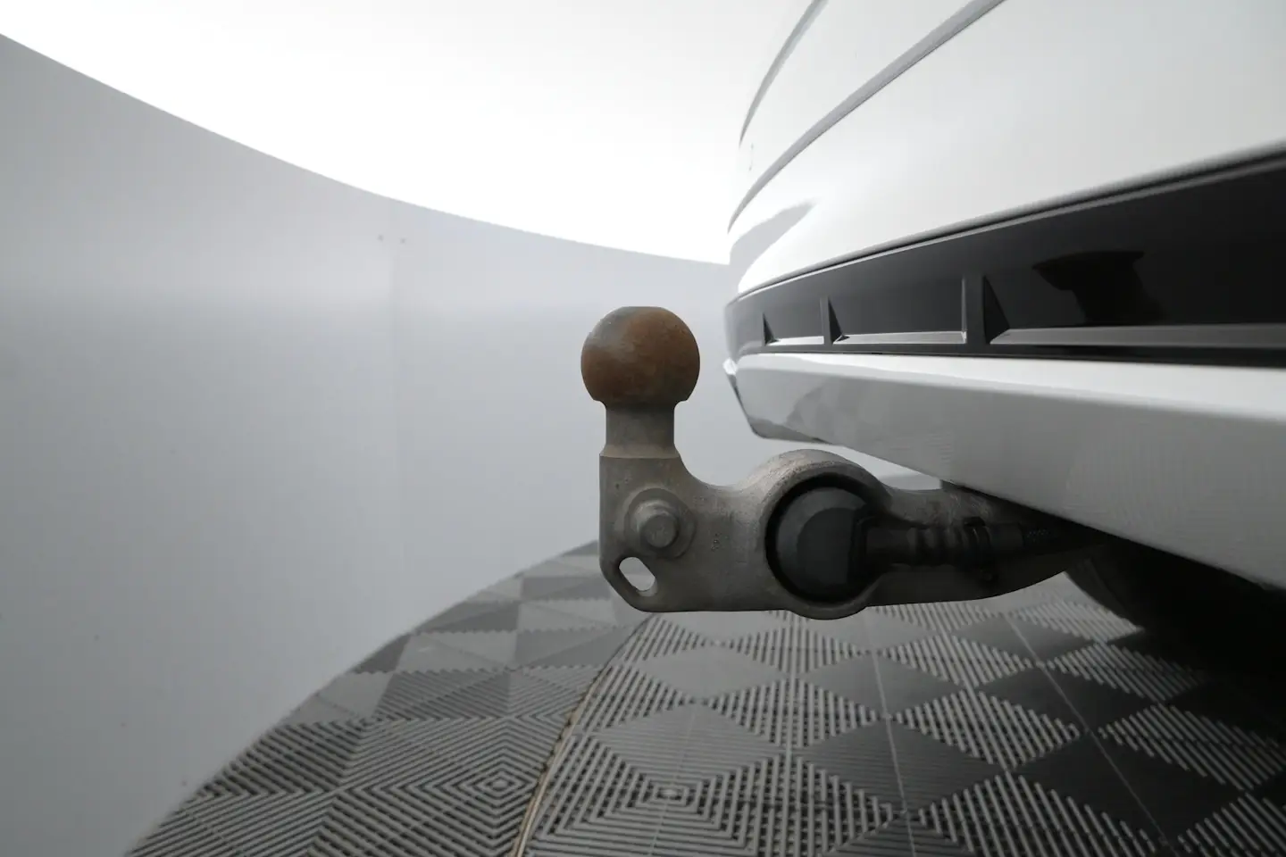 Car Image - 2g9rrvMBVQt11zofwDf6LU